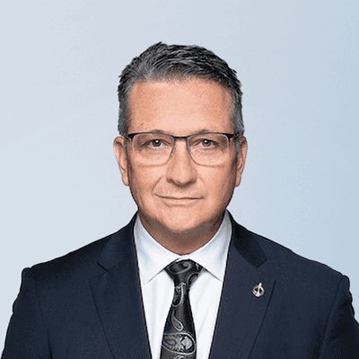 L’honorable Heath MacDonald